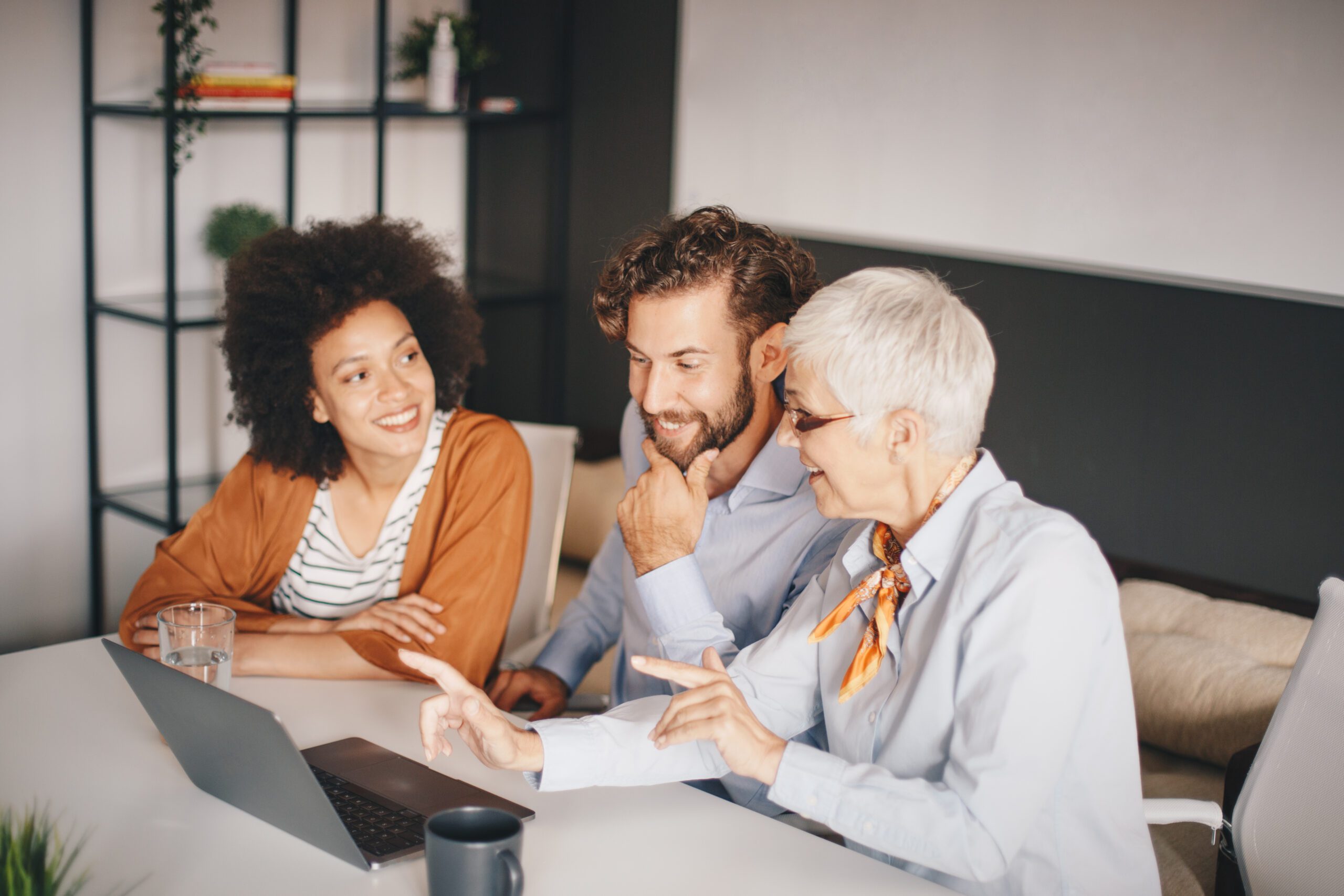 Beda Usia, Satu Tujuan: Merajut Kolaborasi Lintas Generasi